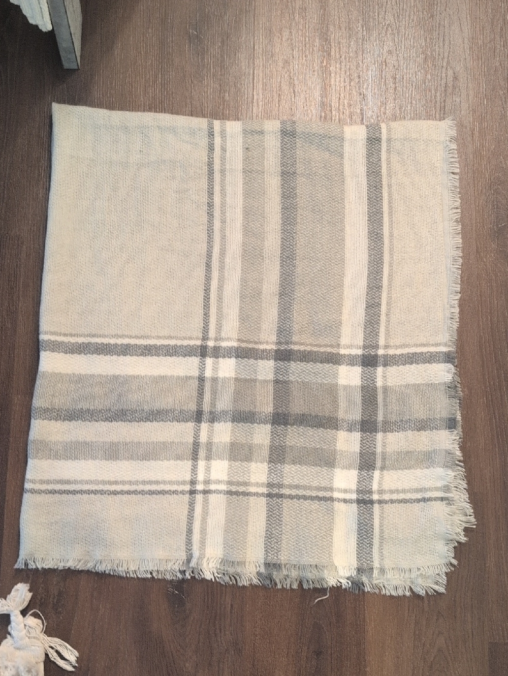 Neutral Plaid Fringe Throw Blanket Scarf